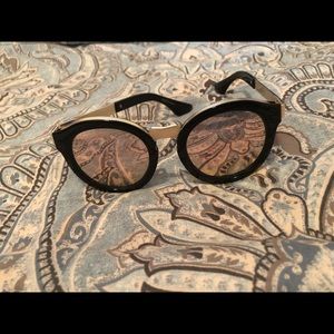 Gucci Mirrored sunglasses